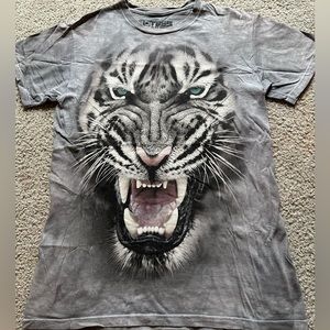 3D Tees white tiger tee shirt.